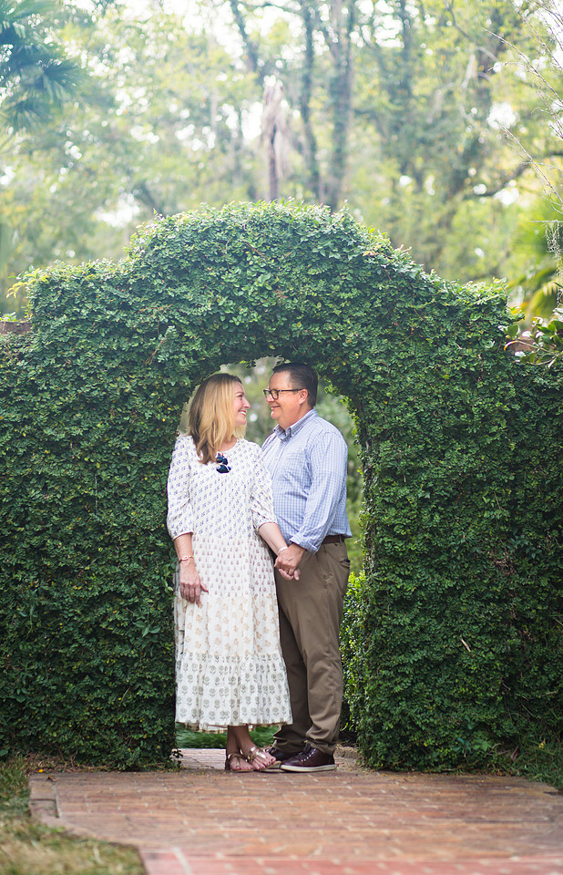 family photography, Tallahassee, Maclay Gardens, Tallahassee photographer, family portraits, boy mom, couples, married life