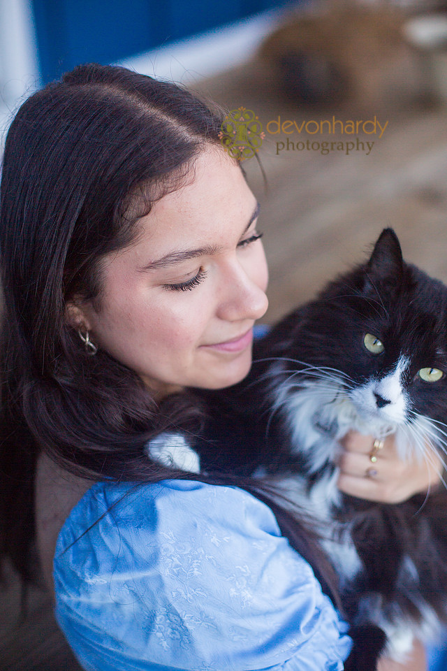 high school senior, graduation, lifestyle photographer, natural light photography, Panhandle Florida, Tallahassee photographer, furry friend