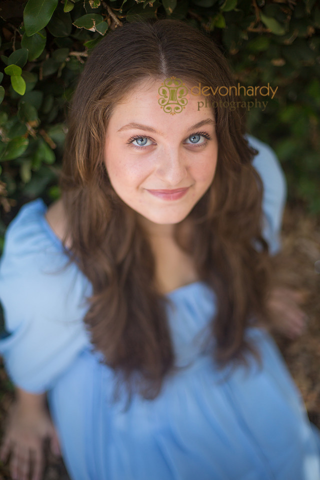 "high school senior" "senior graduate" "senior graduation" lifestyle photography, panhandle Florida, grad shoot, natural light photographer