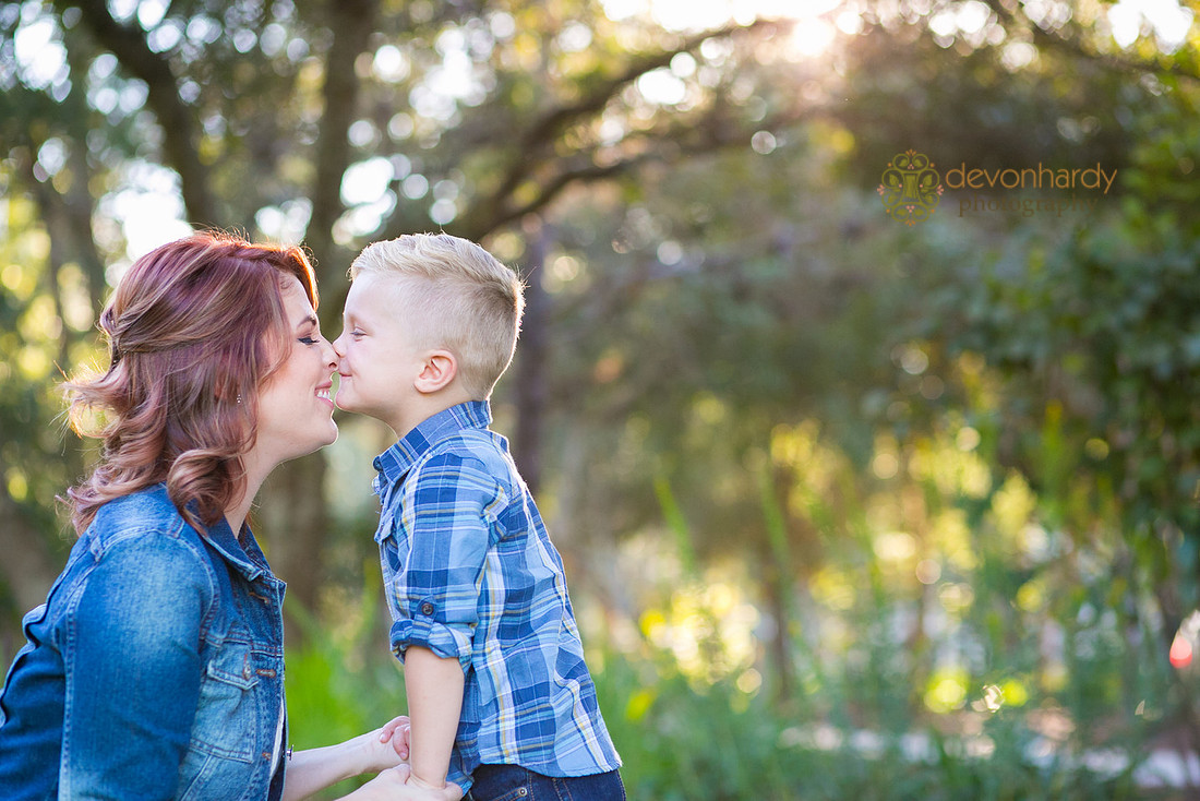 lifestyle photography, natural light photography, children, mother, child, family photography, Tallahassee photographer
